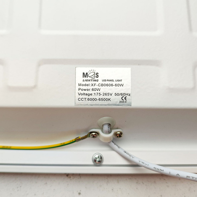 پنل ال ای دی 60 وات ام او اس مدل XF-60×60 بسته 8 عددی